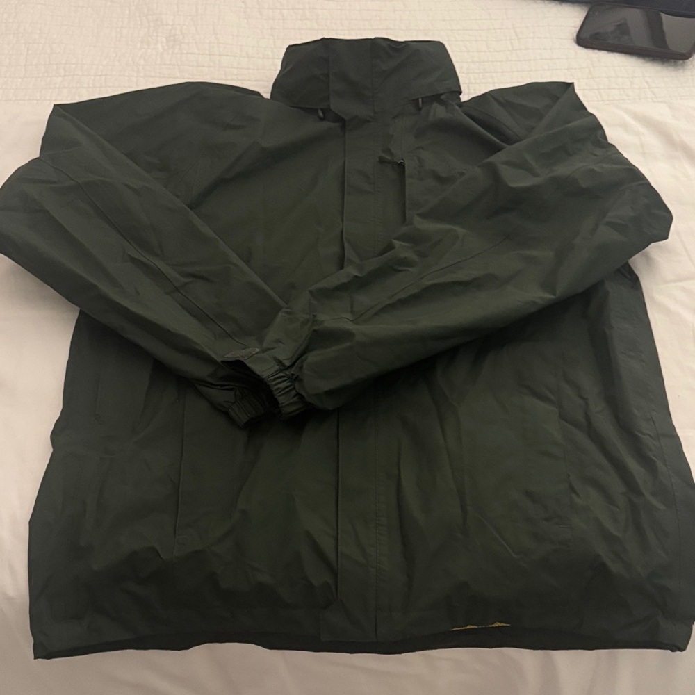 L.L. Bean Dark Green Raincoat for Men